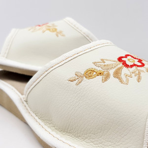Papuci de Casa Vara din Piele Culoare Alba Model 'White Tayanna'