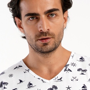 Pijama Barbati cu Pantalon Scurt Vienetta|MAN Model 'Nautical Breeze'. Prezentare model.