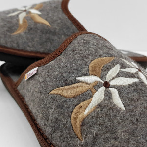 Papuci de Casa Universali din Postav Model 'Flowers Vintage' Bosaco