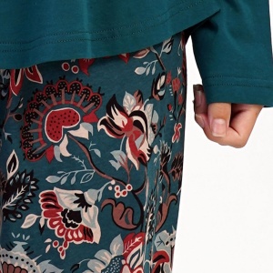 Pijamale Dama din Bumbac Vienetta Model 'Maroko' | Confort si Bună Dispoziție. Prezentare detaliu pantalon.