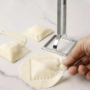 Decupator aluat pentru ravioli, patrat, inox 15x7 cm, Happymax, forma pentru ravioli, forme pentru tascute, forma pentru paste ravioli,set forme pentru ravioli,matrita formare ravioli,piese pentru coltunasi paste ravioli sau gnocchi