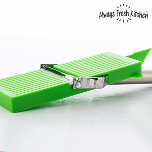 Razatoare-curatator legume 2 in 1