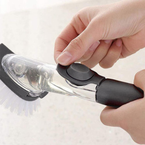 Perie de vase cu maner rezervor detergent . Perie spalat vesela cu dispenser detergent lichid,Perie de vase cu maner si rezervor detergent Perie pentru spalarea vaselor cu maner si recipient pentru detergent Perie de curatat vase cu rezervor pentru deterg