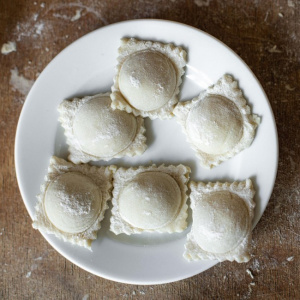 Decupator aluat pentru ravioli, patrat, inox 15x7 cm, Happymax, forma pentru ravioli, forme pentru tascute, forma pentru paste ravioli,set forme pentru ravioli,matrita formare ravioli,piese pentru coltunasi paste ravioli sau gnocchi