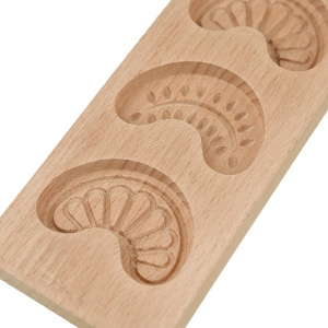 Matrita din lemn extrudat, pentru fursecuri si turta dulce, happymax. ro 4 forme de rulouri, 30,5 x 7 x 1,5 cm