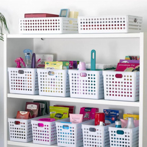 Cutie depozitare cu manere No. 1 Atlas, ALB, Cutie depozitare, cu manere, 13 x 29 x inaltime 12,7 cm, Atlas, alb, cutie depozitare, cutie depozitare plastic, cutie depozitare baie, cutie depozitare bucatarie