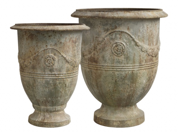 Set 2 jardiniere vintage din metal, finisaj antichizat, H59/D52 cm