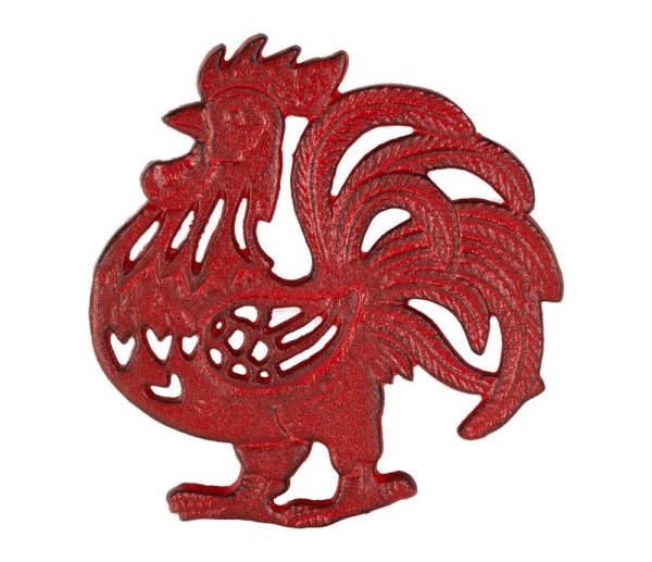 Suport din fontă roșu pentru vase fierbinți „Coq Basse-Cour”, model cocoș, 18,5 x 19,5 cm