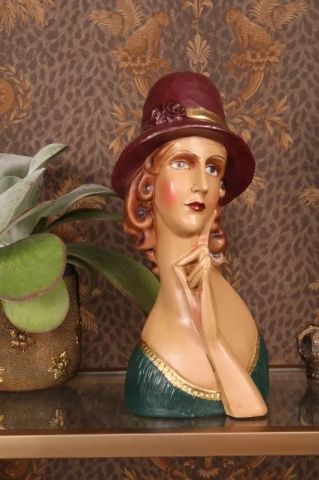 Bust decorativ din polirășină, maro, 44,5 x 20 x 12 cm, „Clio” - Img 4
