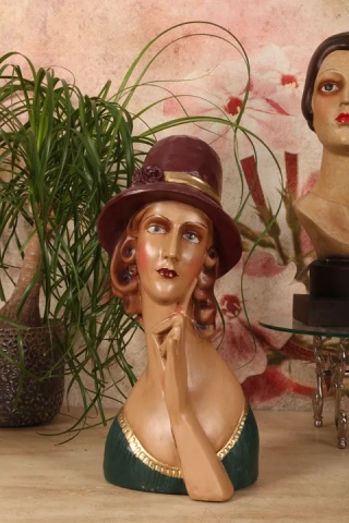 Bust decorativ din polirășină, maro, 44,5 x 20 x 12 cm, „Clio” - Img 7
