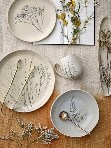 Cană din ceramică cu flori de câmp aplicate manual, D9,5×H8,5 cm, 250 ml, „Bea" - Img 8