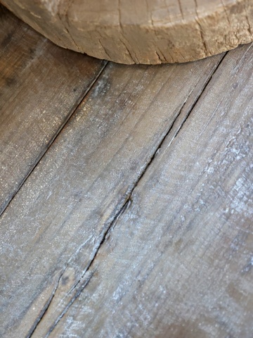 Consolă hol vintage French Country din lemn de pin masiv, natur, cu picioare din fier cu volute și rozete, baiț gri, 81 x 150 x 38 cm, „Old French” - Img 6