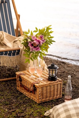 Coș de picnic mare din răchită împletită cu căptușeală în dungi verzi, pentru 4 persoane, „Vendela Large Green" - Img 3
