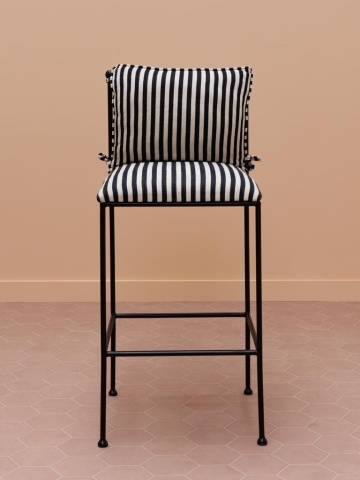 Scaun de bar cu spătar din metal și bumbac, negru, cu design geometric și perne în dungi, 110 x 47 x 47 cm, „Springs” - Img 3
