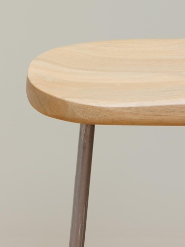 Scaun de bar din lemn de mango și metal, natur, pentru insulă, în stil industrial, cu șezut curbat și suport pentru picioare, 60 x 42 x 37 cm, „Hinto” - Img 6