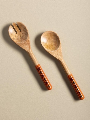 Tacâmuri pentru salată din lemn de mango, set 2 bucăți, cu mâner portocaliu pictat cu flori, 28 x 7 cm, „Hélios” - Img 4
