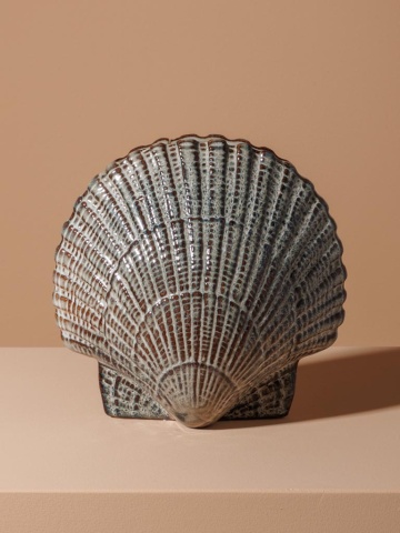 Vaza decorativa gri din ceramica in forma de scoica Pecten - Img 2