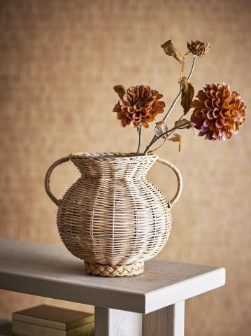 Vază din rattan împletit, natur, cu toarte curbate și insert din sticlă, 25x25,5 cm, „Uni" - Img 3