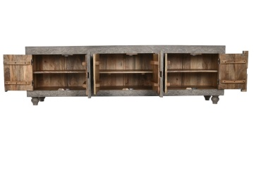 Comodă TV sculptată lungă din lemn masiv, gri, cu 6 uși, 3 rafturi și zăvoare din lemn, finisaj patinat, 61 x 200 x 40 cm, „Arvane” - Img 4
