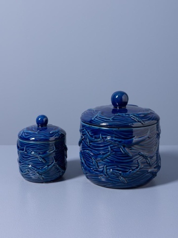 Cutie decorativă din ceramică, albastră, mică, cu capac și balene în relief, 12,5 x Ø 10 cm, „Azula” - Img 5