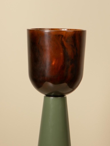 Lampă de masă din rășină maro cu structură din metal kaki, abajur în formă de cupă, finisaj lucios, 48×14 cm, „Velaro" - Img 4