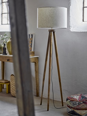Lampă decorativă de podea din lemn de mango cu bază tripod, culoare maro, 46×156 cm, „Etienne” - Img 3
