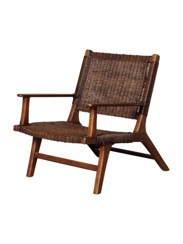 Scaun cu brațe lounge împletit din ratan și lemn de tec, maro, cu șezut jos, spătar înclinat și picioare oblice, 84 x 70 x 88,5 cm, „Otis”