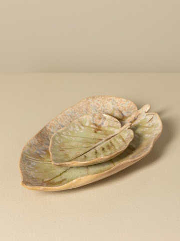 Set de 2 farfurii decorative din ceramică artizanală, natur și verde, în formă de frunză, nervuri în relief, finisaj glazurat, 2 x 27 x 17 cm, „Nuance” - Img 6