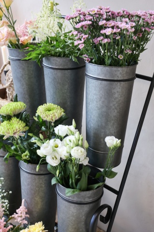 Suport din metal, cu 9 ghivece pentru flori - Img 4