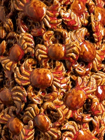 Vas decorativ din ceramica cu motive marine in relief, "Crab Reef" - Img 5