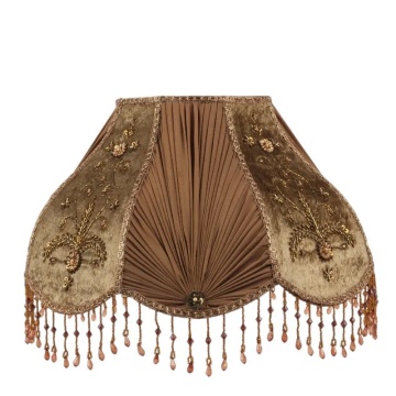 Abajur victorian din textil, maro, în formă de cupolă, cu broderie, plisuri și franjuri cu mărgele, 22 x 39 cm, „Albertine”