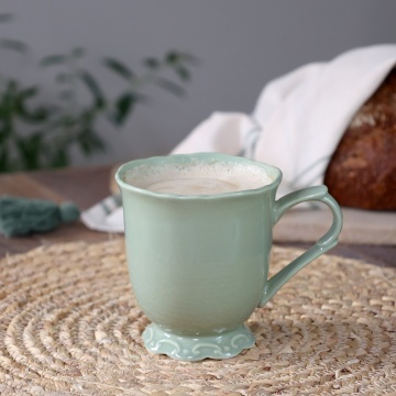 Cană din porțelan verde mentă, H10 cm, model dantelă în relief, „Provence" - Img 2