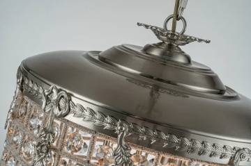 Candelabru din metal, argintiu, cu cristale din sticlă, 65 x 38 cm, „Empire” - Img 5
