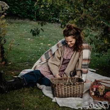 Coș de picnic din lemn gri, împletit manual, cu mânere, 27 × 37.5 × 27 cm, „Kerstin" - Img 2