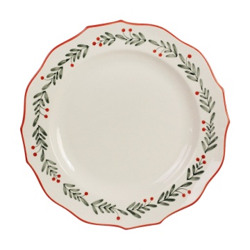Farfurie întinsă de Crăciun din ceramică, alb, cu frunze și merișoare pictate manual, margine ondulată, 28,5 cm, „Esther Lingonberry”