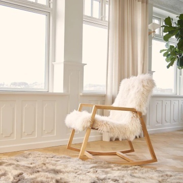 Fotoliu balansoar din lemn de frasin, cu pernă din 100% blană naturală de oaie tibetană, cu fir lung și buclat, „Rocking Chair” - Img 3
