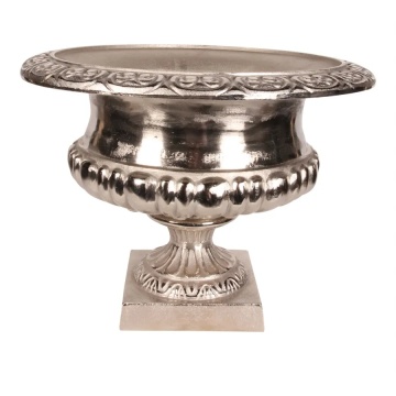 Ghiveci cu picior din aluminiu, argintiu, în formă de urnă, cu bază pătrată, finisaj nichelat, 44 x 57 cm, „Tivoli”