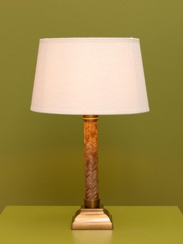 Lampă de masă din rattan împletit și metal auriu, cu abajur din bumbac bej, finisaj natural, 49×30 cm, „Rivan" - Img 3
