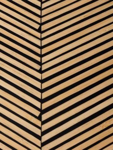 Măsuță de cafea hexagonală din bambus, natur și negru, cu model chevron și bază evazată, 45 x 74 cm, „Louxor” - Img 6