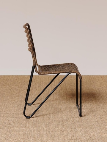 Scaun dining împletit din ratan și metal, maro, cu spătar în bare orizontale și picioare negre, 87 x 42 x 49 cm, „Veracruz” - Img 4