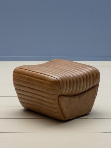 Taburet pentru picioare din piele naturală, maro, cu model în relief, finisaj antichizat, 34 x 46 x 46 cm, „Aston” - Img 2
