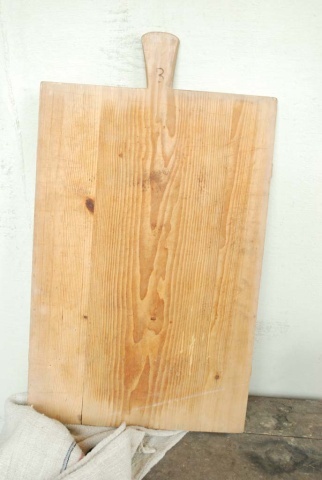Tocator decorativ, din lemn reciclat, Bread