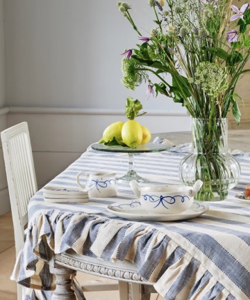 Bol decorativ vintage din ceramică, alb cu detalii albastre „Viola Bow” - Img 3