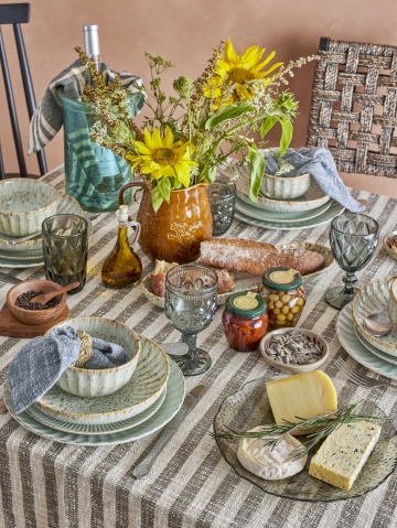 Bol rustic din ceramică artizanală cu dungi verticale maro pe fond bej, 14×7 cm, „Fleur" - Img 6