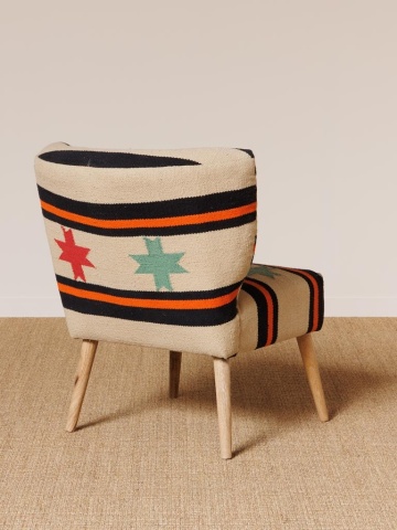 Fotoliu mic mid century, natur cu dungi negre și portocalii și stele, din bumbac și iută naturală, cu picioare din lemn de mango, 64×74×76 cm, „Cruz” - Img 7