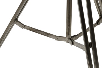 Lampă de podea industrială din metal, trepied reglabil, abajur tip reflector, finisaj argintiu antichizat, 74 x 61 x 182 cm, „Flashlight" - Img 6