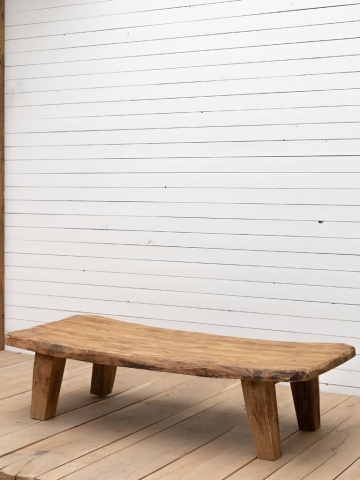 Măsuță de cafea dreptunghiulară din lemn de tec, natur, cu blat curbat și picioare înclinate, 40 x 140 x 60 cm, „Trava” - Img 4
