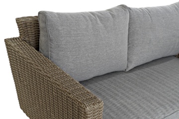 Set lounge exterior din rattan sintetic și structură din lemn și oțel cu canapea, 2 fotolii, masă și perne, finisaj bej-gri, „Zahara - Img 4
