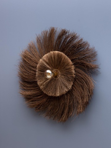 Aplică de perete cu abajur circular tip soare din fibre naturale de bananier și structură din metal antichizat, maro natural, 90 cm, „Inupta" - Img 3