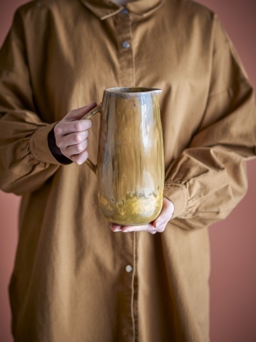 Carafă din ceramică artizanală, maro antichizat, finisaj patinat, 15×21 cm, „Lacey" - Img 4